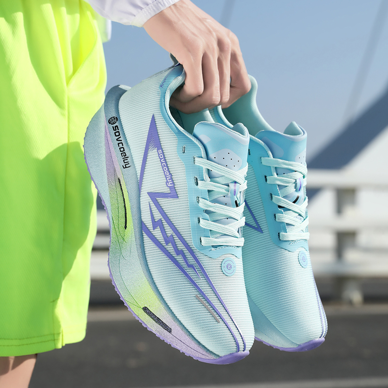 Chaussures de course pour homm - Running Shoe Carbon avis et prix