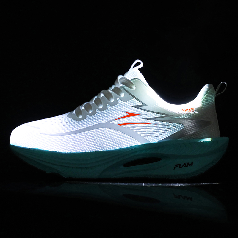Chaussures de course pour femm - Running Shoe Carbon avis et prix
