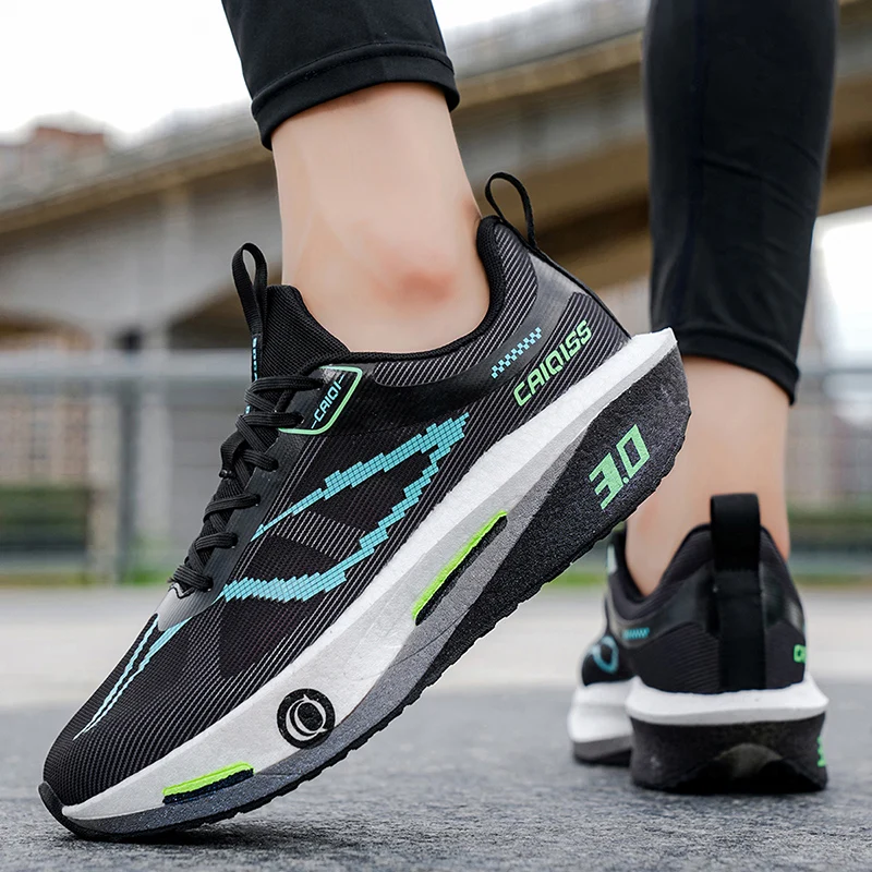 Chaussures de course avec plaq - Running Shoe Carbon avis et prix