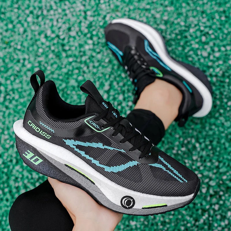 Chaussures de course avec plaq - Running Shoe Carbon avis et prix